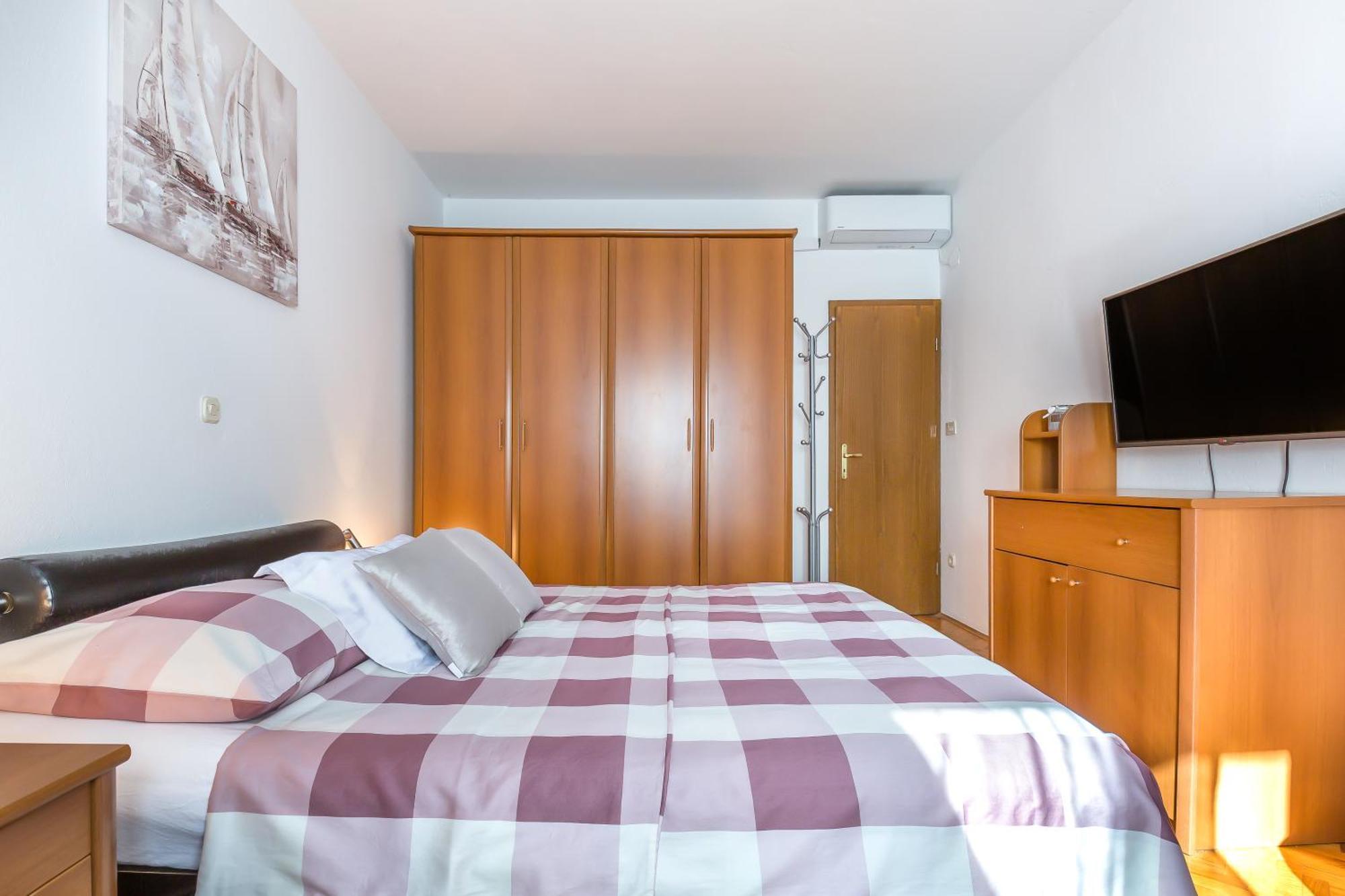 Apartmani Lovrenco Krvavica Zewnętrze zdjęcie